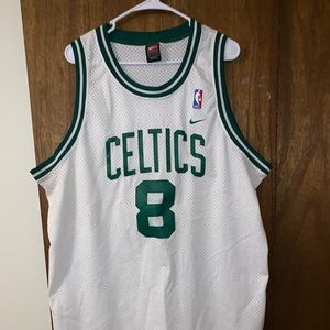 Stiched Kemba Walker/ Antoine Walker Jersey!